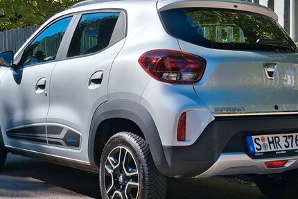 Dacia Spring 30.100 km 9.500 &euro; Stuttgart 70376