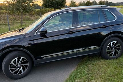 VW Tiguan 130.830 km 16.500 &euro; Rheda-Wiedenbrück 33378