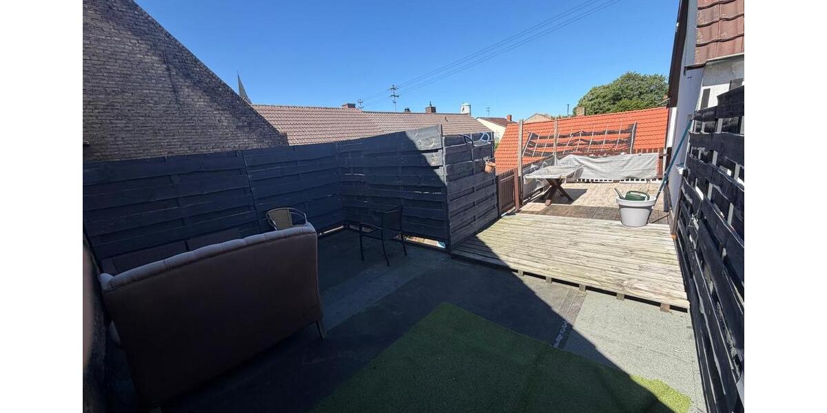 Etagenwohnung Schifferstadt - 5 Zimmer, 130 m&sup2;, 1.500&euro; | Angebot:26619916