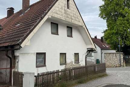 Haus Pfeffenhausen - 2 Zimmer, 55 m&sup2;, 95.000&euro; | Angebot:26907892