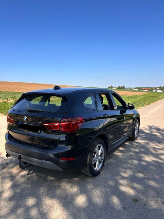 BMW X1 229.000 km 10.999 € Massenbachhausen 74252