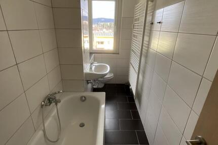 Wohnung Suhl - 3 Zimmer, 60 m&sup2;, 411&euro; | Angebot:26676876