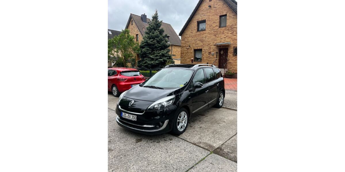 Renault Scenic 255.128 km 5.499 &euro; Berlin 12107