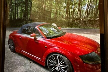 Audi TT 150.000 km 6.255 &euro; Extertal 32699