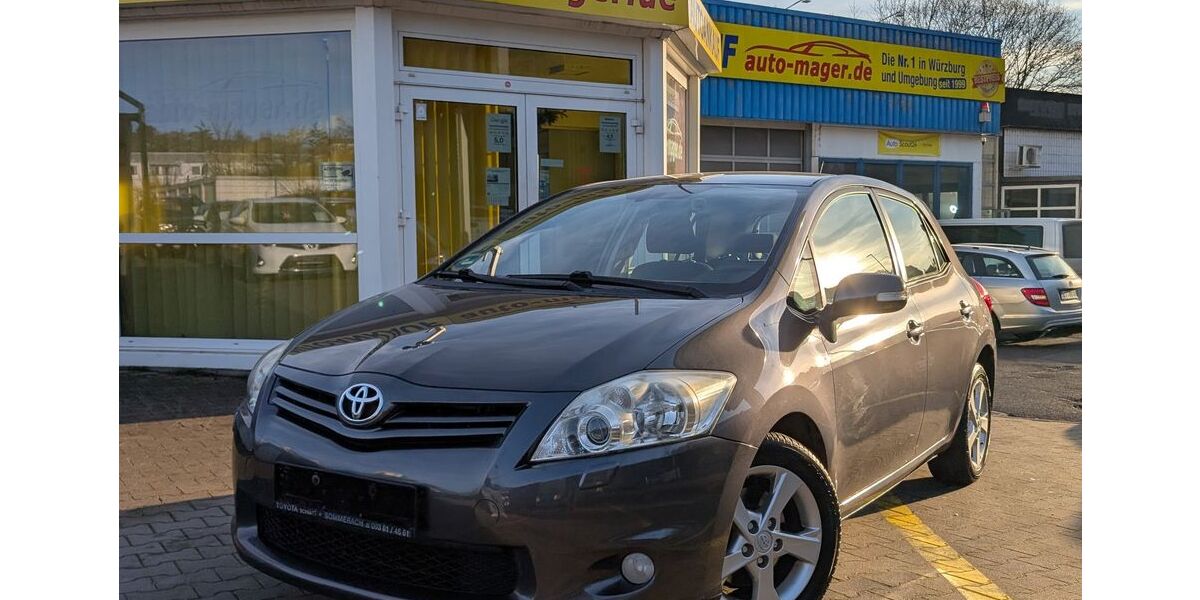 Toyota Auris 197.271 km 4.450 &euro; Würzburg 97078