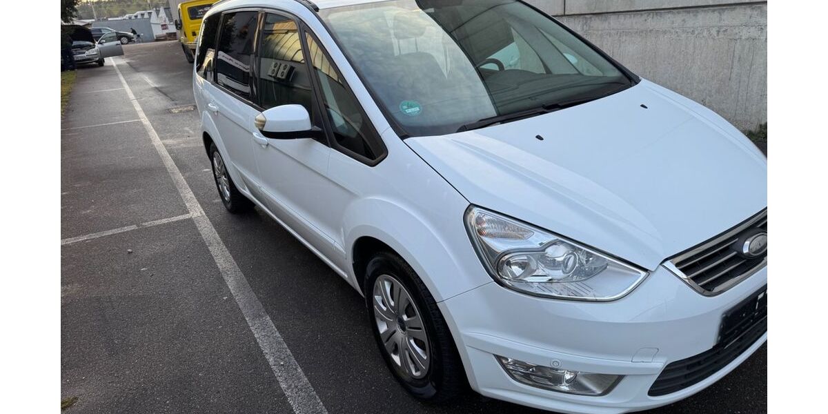 Ford Galaxy 197.000 km 5.800 &euro; Esslingen 73732