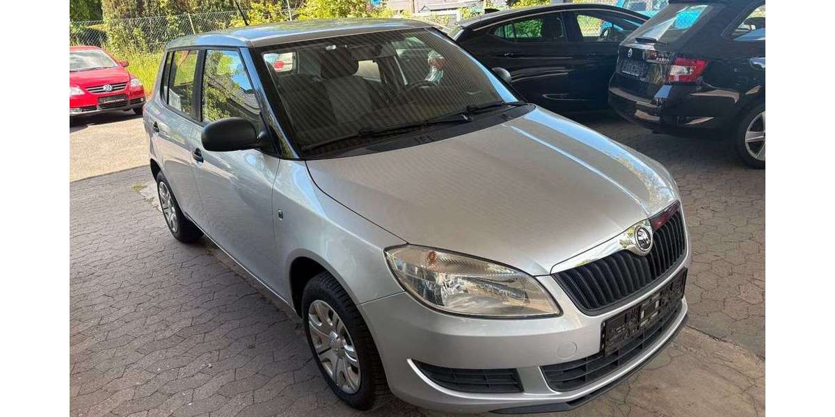 Skoda Fabia 146.943 km 5.699 &euro; Königslutter 38154