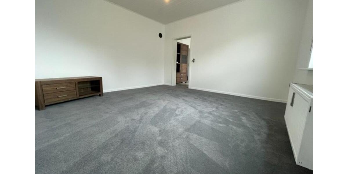 2 Zimmer Wohnung 49 qm in Hückeswagen, I. OG, Ab Januar 2026 zimmer