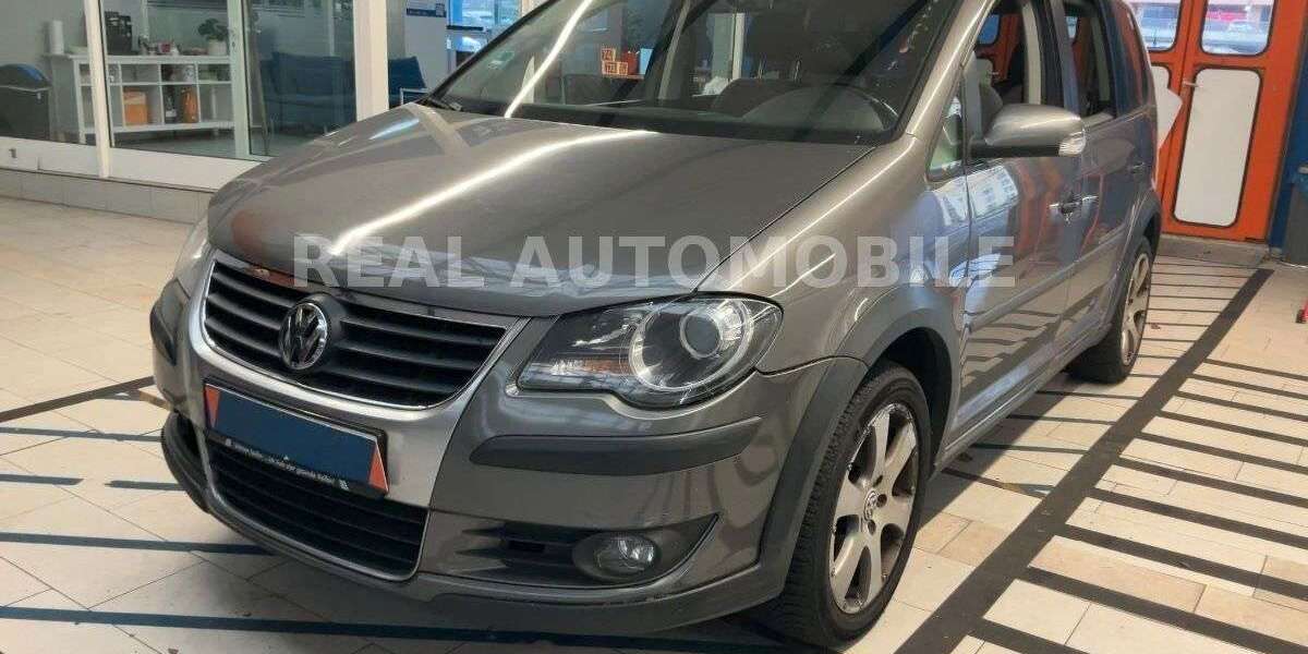 VW Touran 187.000 km 6.999 &euro; Frankfurt 65933