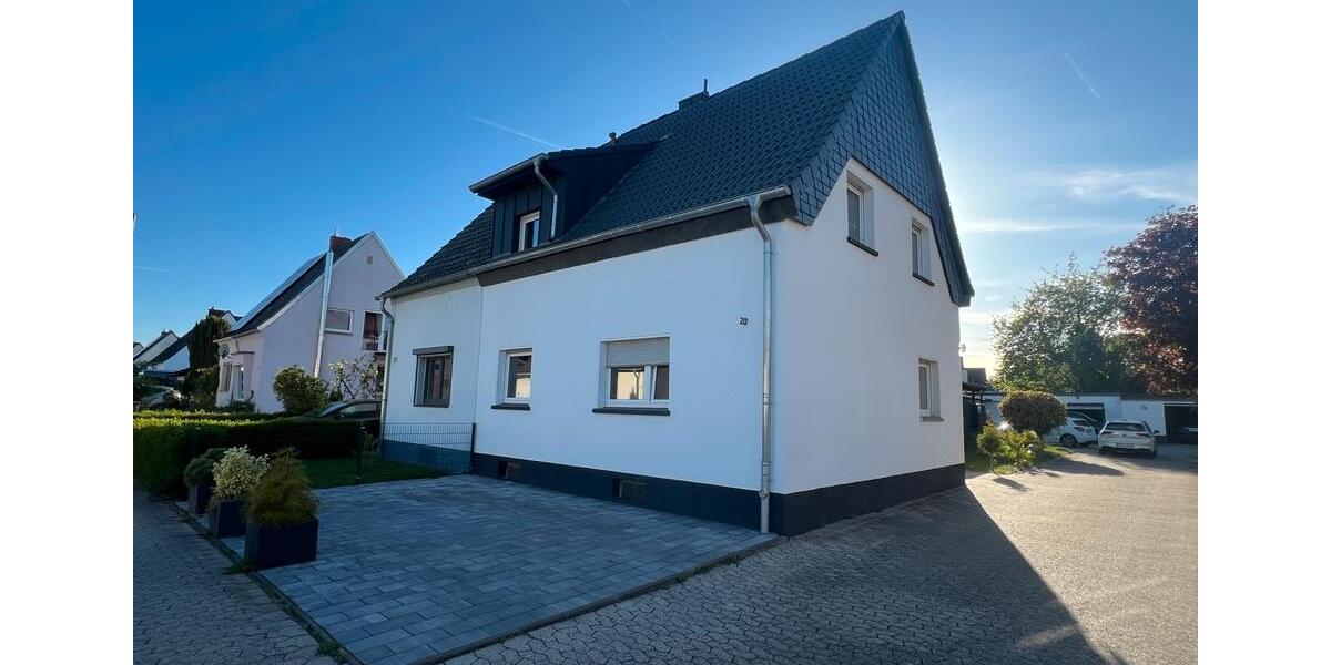 Etagenwohnung Andernach - 3 Zimmer, 100 m&sup2;, 1.400&euro; | Angebot:26328783