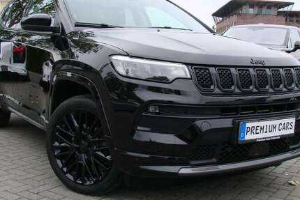 Jeep Compass 29.532 km 26.980 &euro; Falkensee 14612
