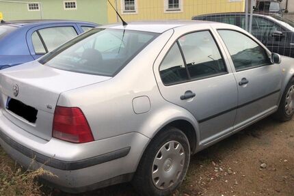 VW Bora 193.000 km 1.995 &euro; Viereth 96191