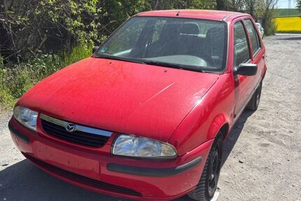 Mazda 121 191.000 km 799 &euro; Eschhofen/Limburg 65552