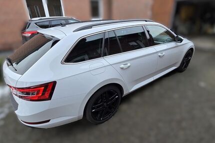 Skoda Superb 81.966 km 22.900 &euro; Emsdetten 48282