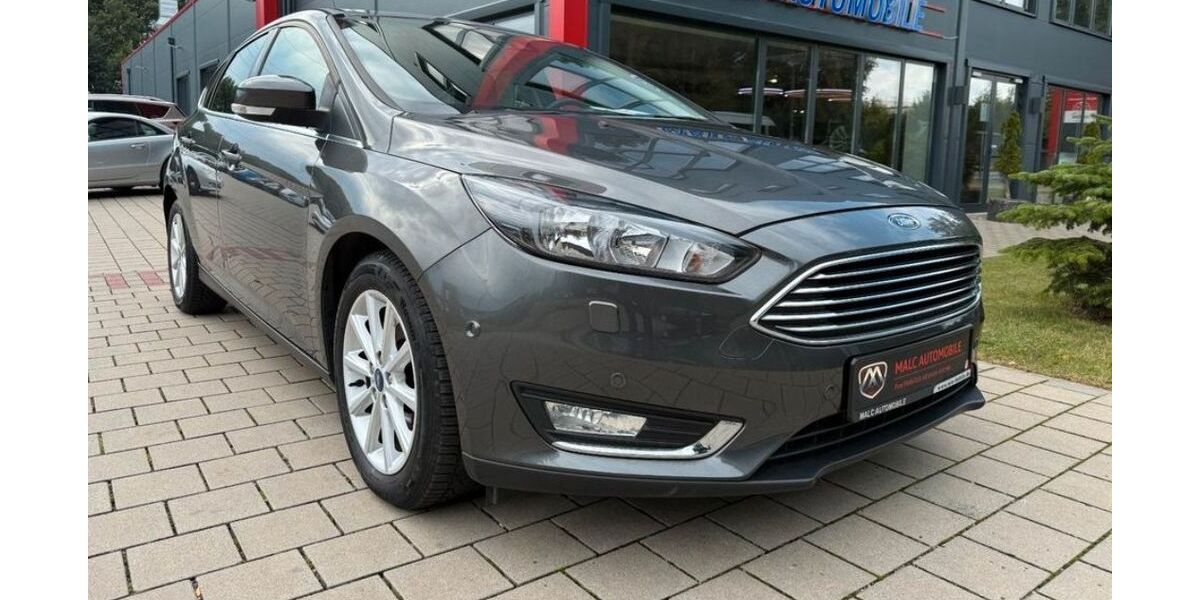 Ford Focus 85.000 km 7.999 &euro; Bad Schwartau 23611