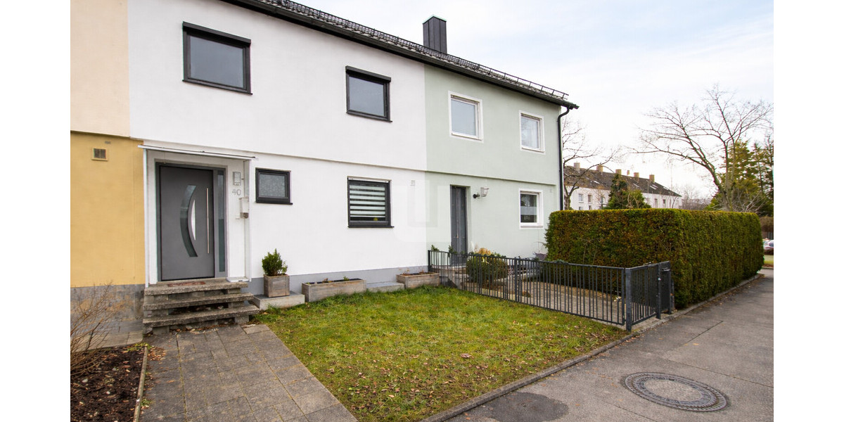 WINDISCH IMMOBILIEN - Renoviertes Reihenmittelhaus in Ortsrandlage von Puchheim 5 zimmer