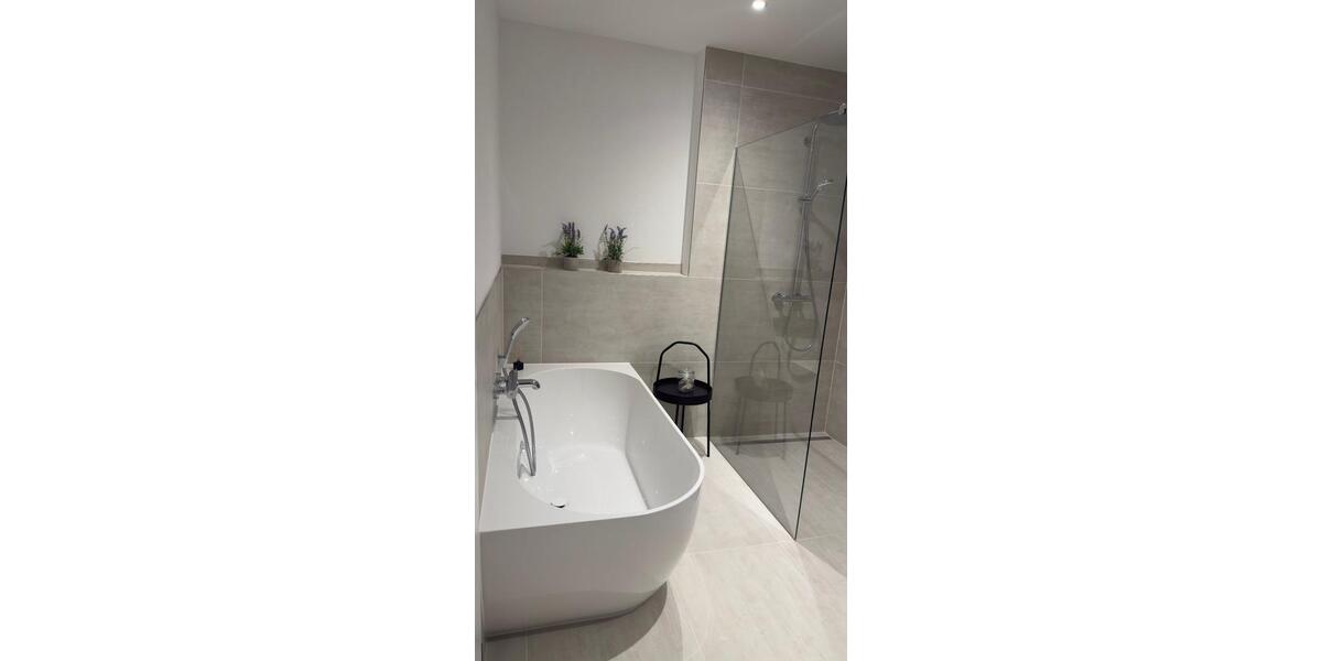 Erdgeschoßwohnung Friesenheim - 3.5 Zimmer, 114 m&sup2;, 1.510&euro; | Angebot:26253144