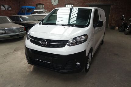 Opel Vivaro 136.532 km 13.980 &euro; Hilden 40721