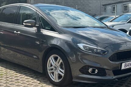Ford S-Max 154.485 km 9.500 &euro; Würselen 52146