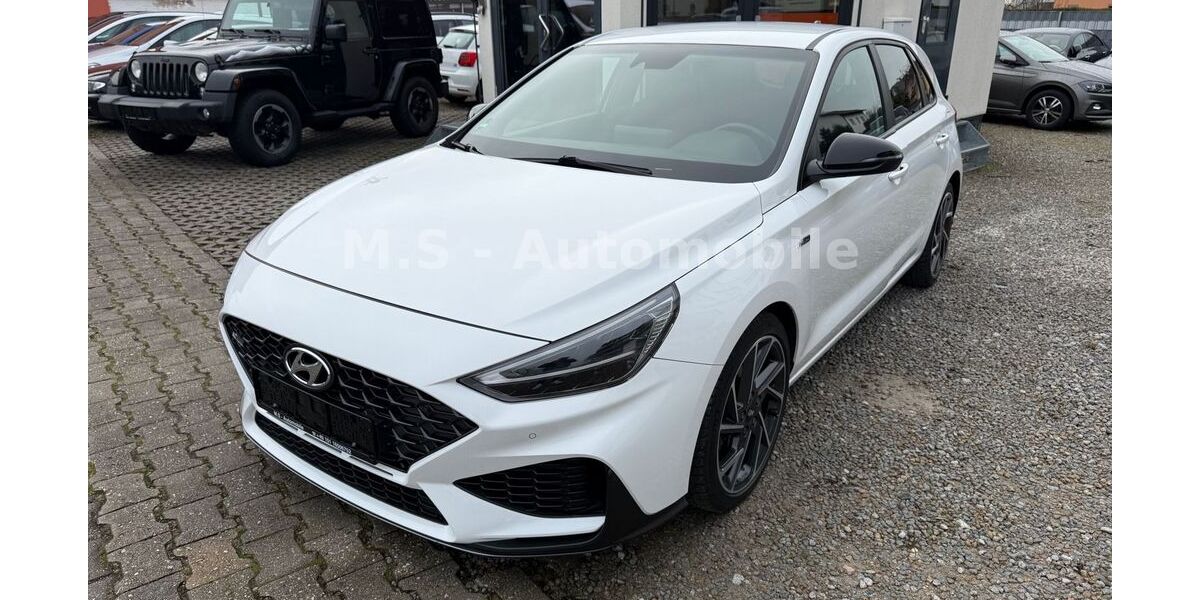 Hyundai i30 70.010 km 20.999 &euro; Cham 93413