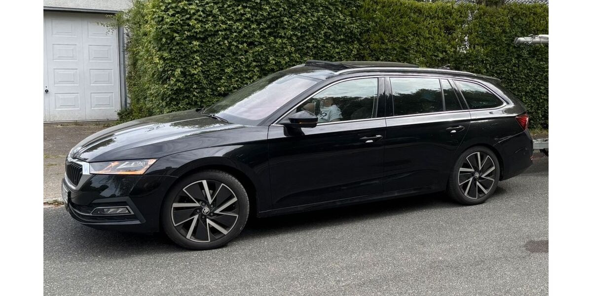 Skoda Octavia 79.500 km 21.900 &euro; Hamburg 22359