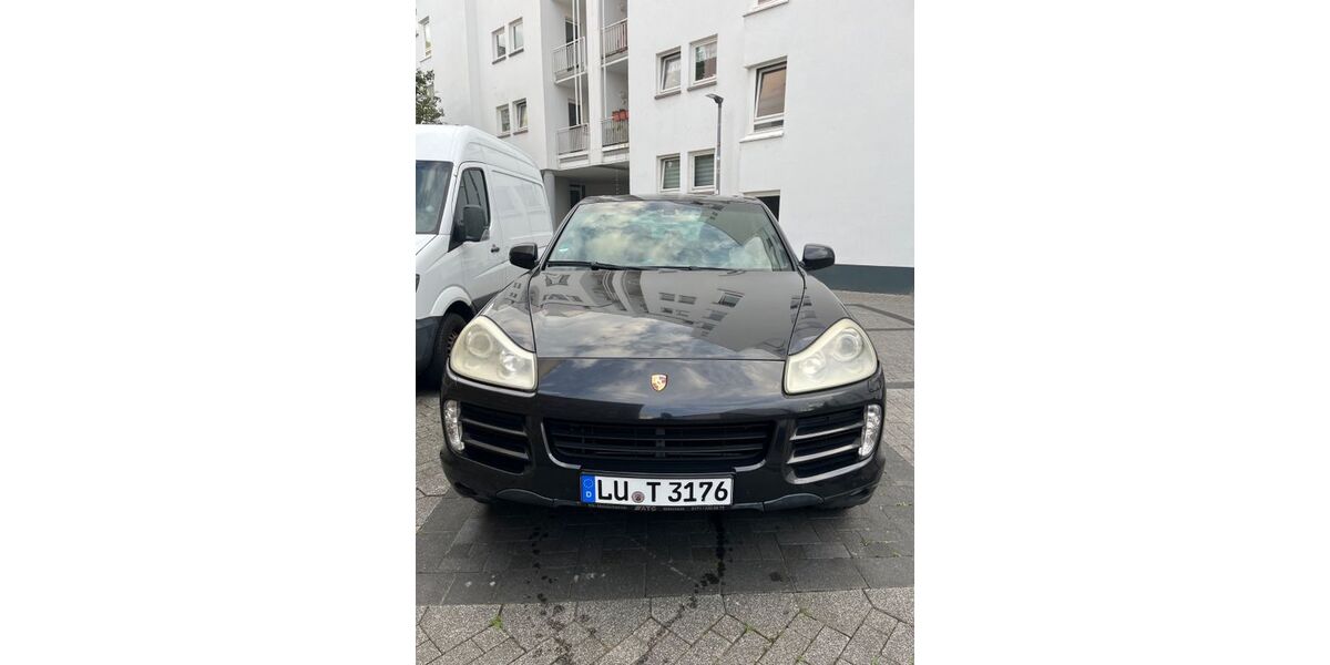 Porsche Cayenne 299.000 km 14.000 € Ludwigshafen 67063