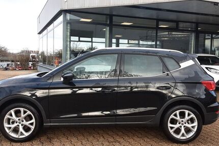 Seat Arona 14.900 km 22.990 &euro; Monschau (bei Aachen) 52156