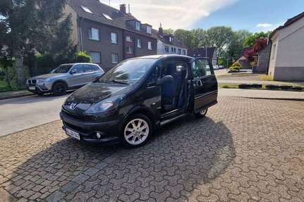 Peugeot 1007