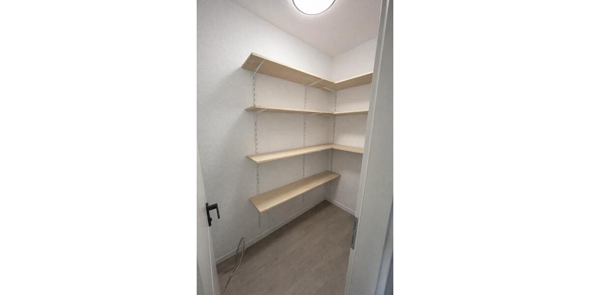 Etagenwohnung Villingen-Schwenningen Schwenningen - 3.5 Zimmer, 96 m&sup2;, 300.000&euro; | Angebot:26318338