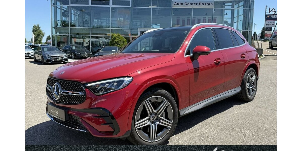 Mercedes-Benz GLC 300 d AMG/PANORAMA/4-MATIC/NAVI/MBUX/1.HAND 39.620 km 49.900 &euro; Villingen-Schwenningen 78054