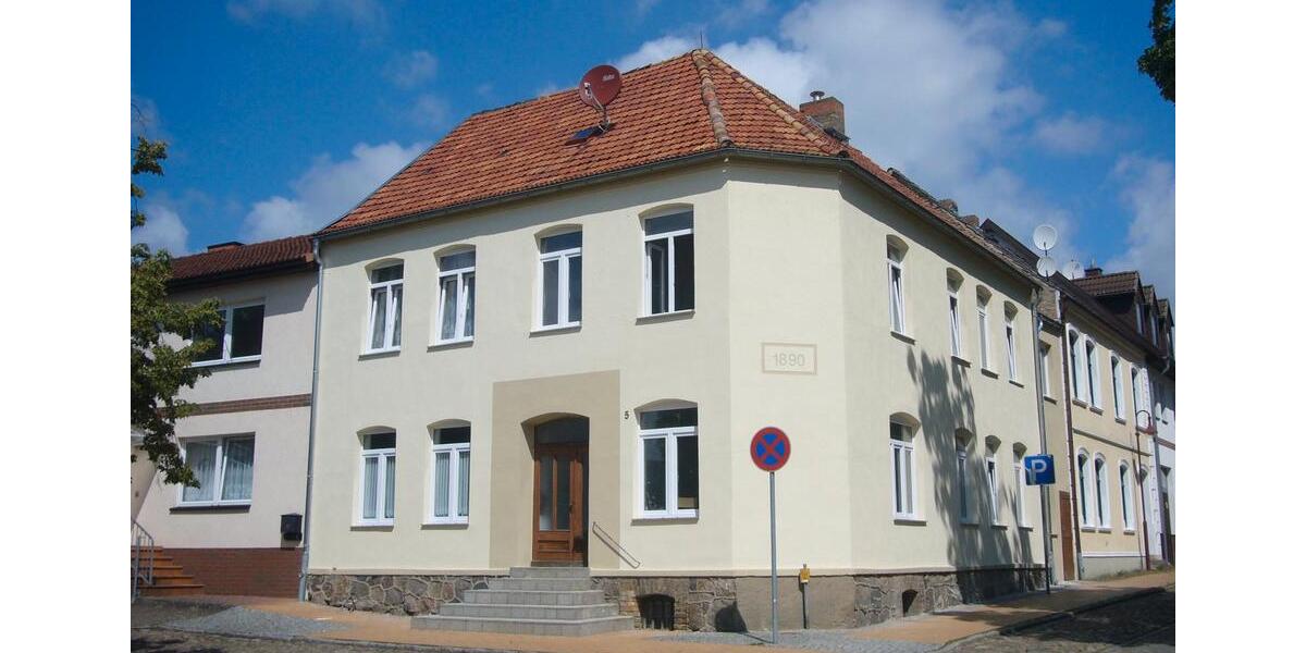 Mehrfamilienhaus, Wohnhaus Warin - 10 Zimmer, 215 m&sup2;, 222.000&euro; | Angebot:26224158