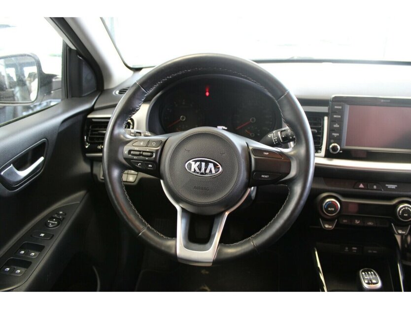 Kia Stonic 1.0 T-GDI 100 OPF Vision 59.374 km 13.980 € Euskirchen 53881