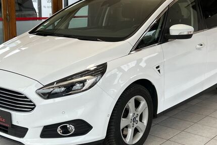 Ford S-Max 200.000 km 11.999 &euro; Elbach / Fischbachau 83730