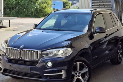 BMW X5 247.000 km 14.499 &euro; Berlin 12057