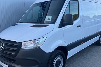 Mercedes-Benz Sprinter 156.025 km 24.499 &euro; Berlin 13055