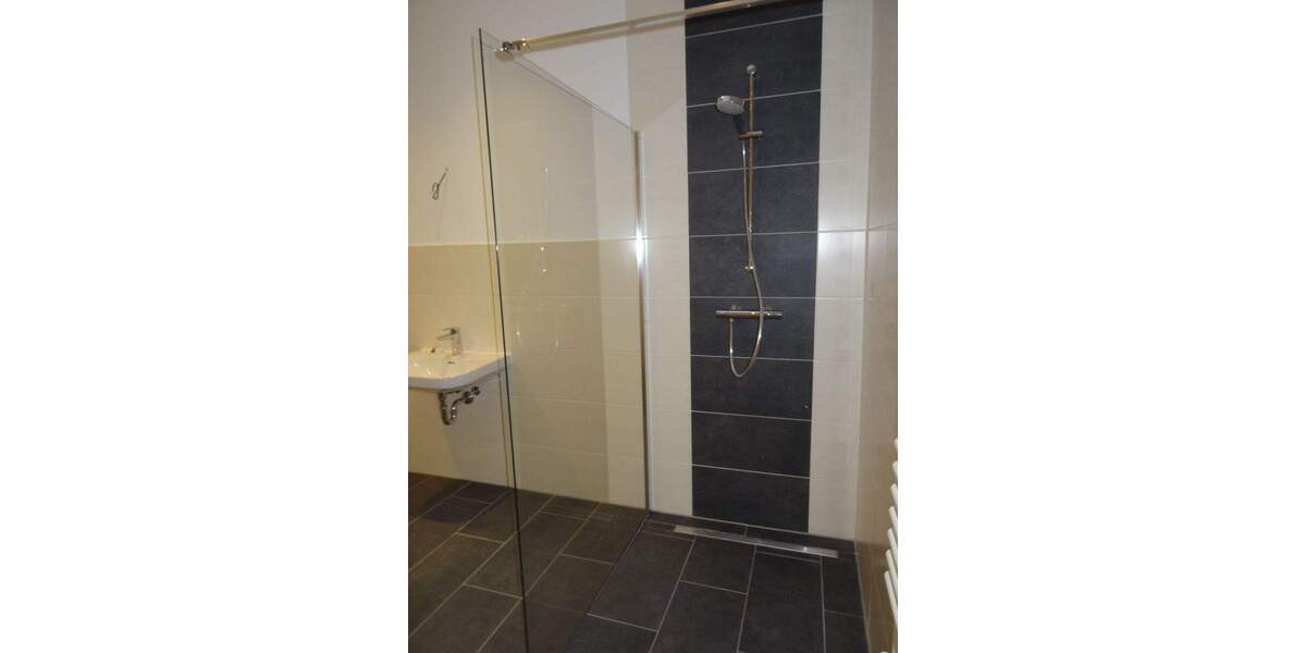 Zimmer Rathenow Rathenow West - 4 Zimmer, 145 m&sup2;, 1.160&euro; | Angebot:25665406