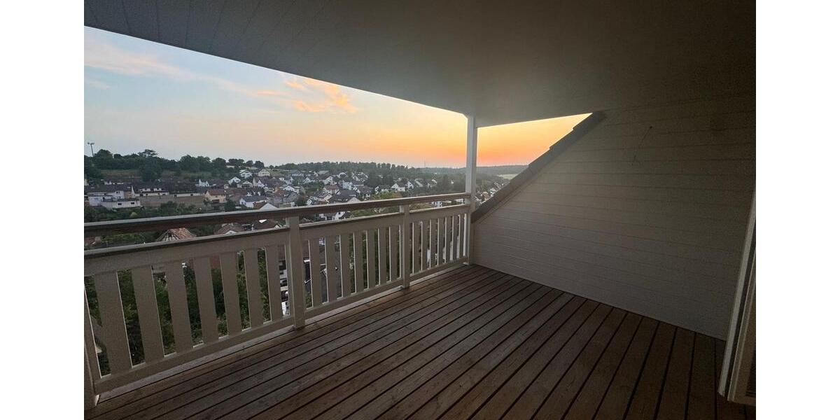 Dachgeschoßwohnung Pfinztal - 2 Zimmer, 67 m&sup2;, 1.499&euro; | Angebot:21302819