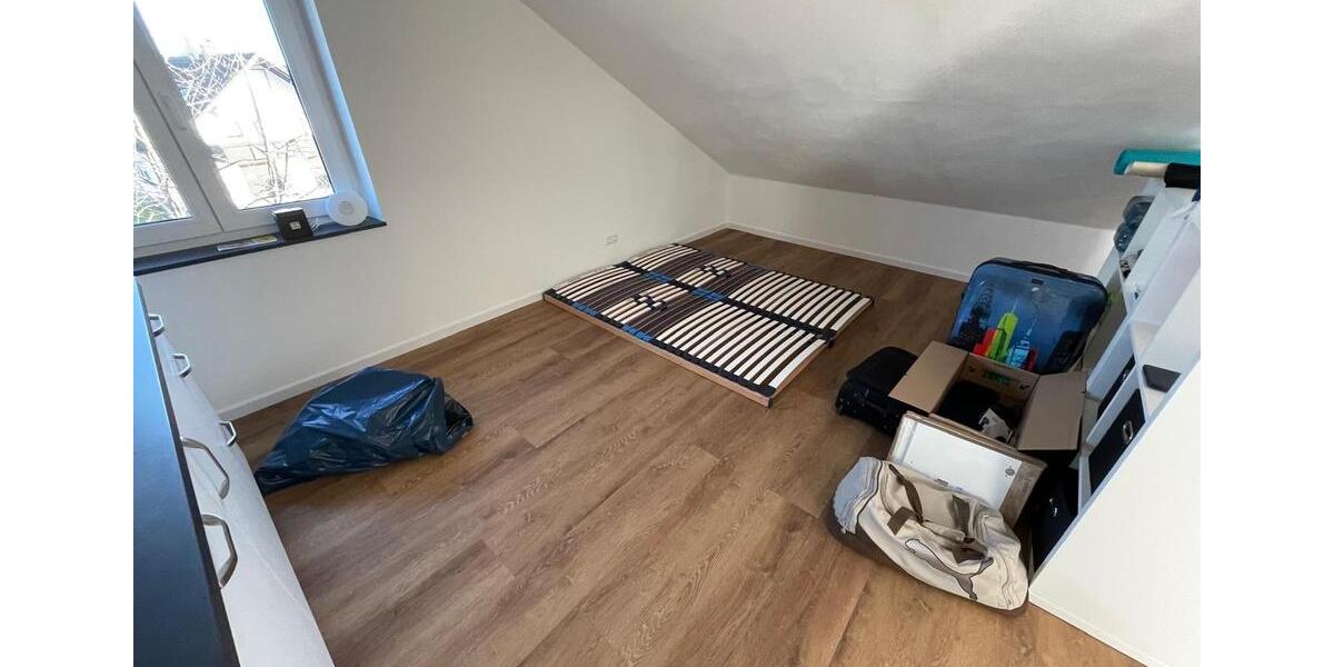 Dachgeschoßwohnung Tettnang - 1 Zimmer, 55 m&sup2;, 670&euro; | Angebot:26322297