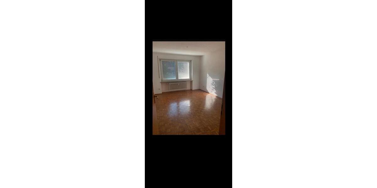 Erdgeschoßwohnung Augsburg Lechhausen - 3 Zimmer, 75 m&sup2;, 900&euro; | Angebot:26612659