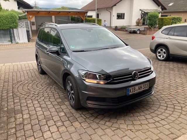 VW Touran 99.000 km 16.900 &euro; Winnweiler 67722