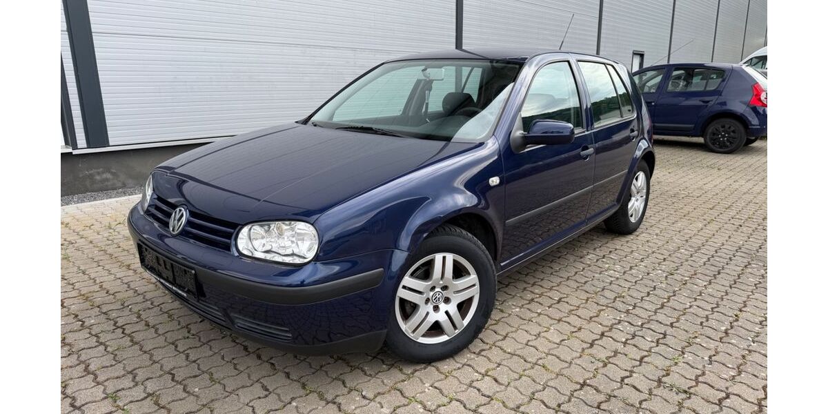 VW Golf 121.450 km 3.690 &euro; Weilbach 63937
