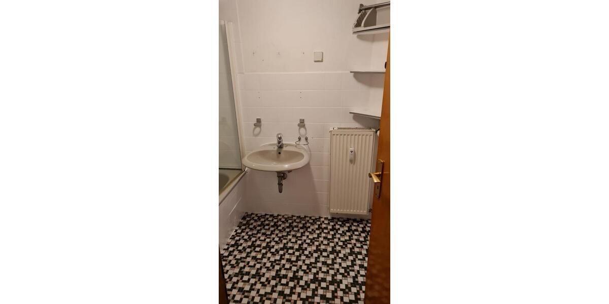 Etagenwohnung Kronberg im Taunus - 2 Zimmer, 79 m&sup2;, 795&euro; | Angebot:24964620