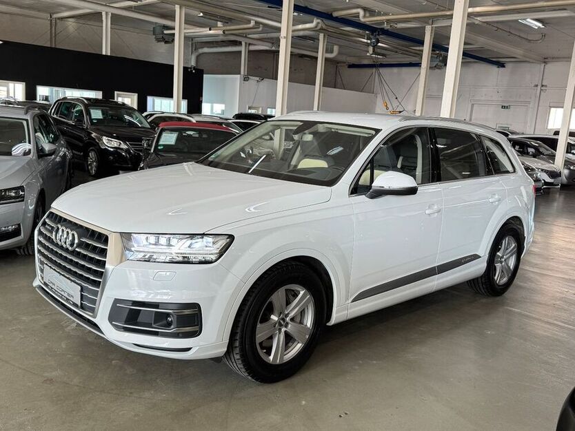 Q7