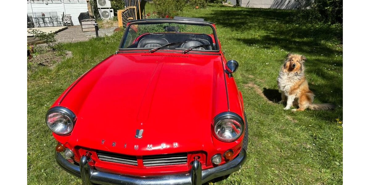 Triumph Spitfire 23.617 km 11.500 &euro; Maxhütte-Haidhof 93142