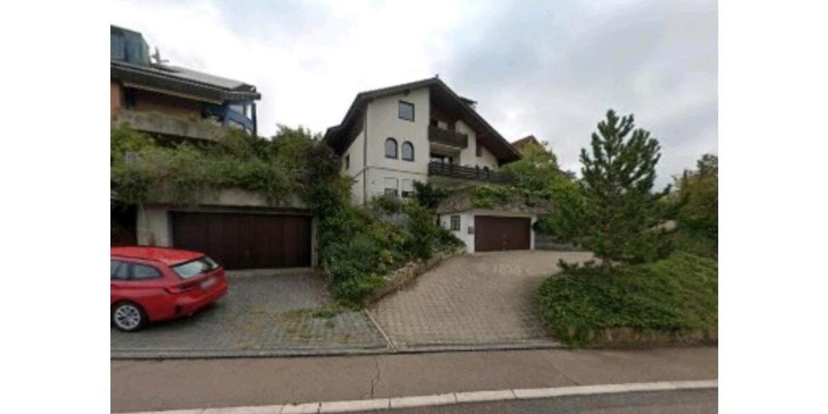 Einfamilienhaus mit Einliegerwohnung in ruhiger Lage 7 zimmer