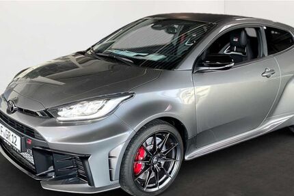 Toyota Yaris 2.500 km 47.590 &euro; Frankfurt 60314