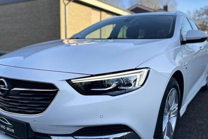 Opel Insignia 117.000 km 12.799 &euro; Paderborn 33100