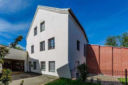 Haus Mühldorf am Inn - 8 Zimmer, 247 m&sup2;, 1.290.000&euro; | Angebot:26560963