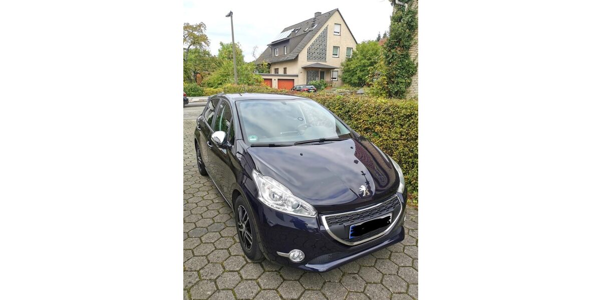 Peugeot 208 60.000 km 7.099 &euro; Dortmund 44287