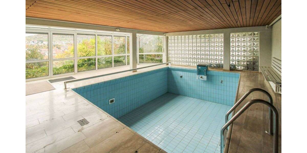 Einfamilienhaus Pfullingen - 7 Zimmer, 599.000&euro; | Angebot:26689245